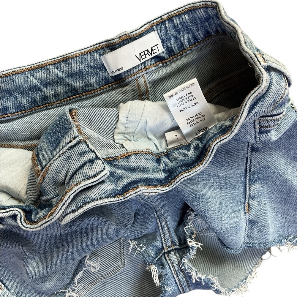 VERVET LA Distressed Denim Cutoff Shorts Size Large - Picture 3 of 5